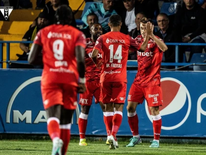 Programul penultimei etape a turului din SuperLiga: meciuri aprinse la ambii poli ai clasamentului!