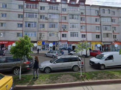 Proiect în Parlament: Sălile de jocuri de noroc, interzise total la parterul blocurilor