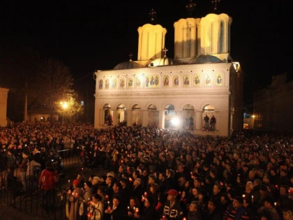 PROIECTUL BOR DE REVIZUIRE A CONSTITUŢIEI, ÎN PARLAMENT
