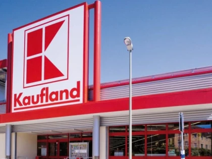 Protecția Consumatorilor Arad a oprit temporar unele servicii dintr-un magazin Kaufland