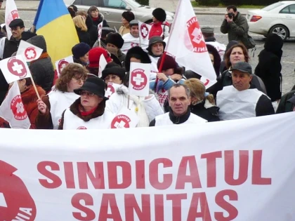 Protest de amploare în faţa Guvernului: Reprezentanţii SANITAS cer mărirea cu 15% a salariilor