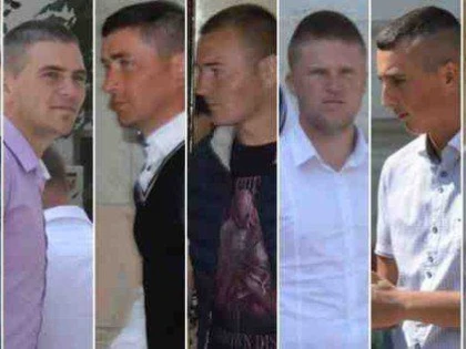 PROTESTE IN FATA JUDECATORIEI DIN VASLUI. ASTAZI SE JUDECA PROCESUL VIOLATORILOR
