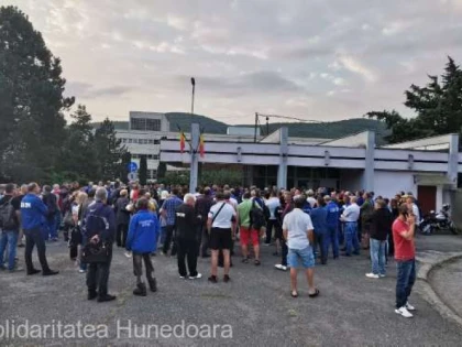 Protestul energeticienilor de la Mintia a fost declarat ilegal