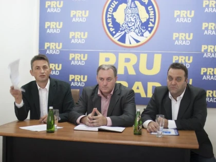 PRU ARAD: „CIOLOS PROPUNE UN GUVERN FMI-BRUXELLES-WASHINGTON, CU VICEPREMIER DE LA PSD“