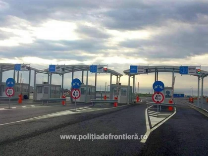 Punctul de Trecere a Frontierei Nădlac II - Autostradă a fost deschis și pentru autoturisme