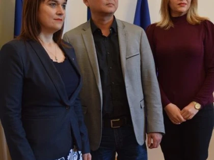 RAMONA LILE: „VREM SĂ DEZVOLTĂM COLABORAREA CU PARTENERII CHINEZI“