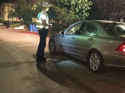 Razie în orașul Curtici. Polițiștii au dat zeci de amenzi