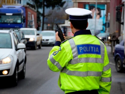 Razii ale polițiștilor din Sebiș și Gurahonț. Cinci șoferi au rămas fără permis