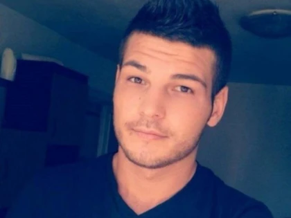 RAZVAN BOTEZATU, CU OCHIUL UMFLAT IN DIRECT! NU O SA ITI VINA SA CREZI CINE I-A FACUT ASTA