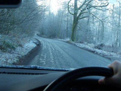 Recomandările IPJ Arad pentru circulaţia în condiţii meteo nefavorabile