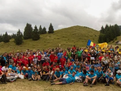 RECORD DE ECHIPE PARTICIPANTE L A ”TROFEUL MUNȚILOR”