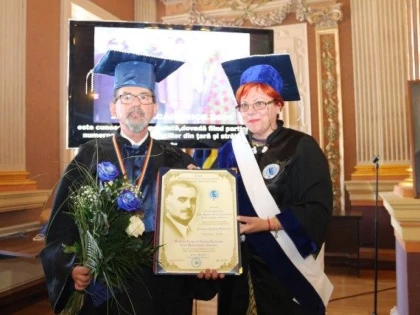 RECTORUL UNIVERSITĂȚII SEMMELWEIS, DOCTOR HONORIS CAUSA AL UVVG ARAD