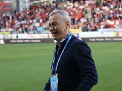 Rednic își laudă echipa, după remiza cu Petrolul: ”Cred că a fost cel mai bun joc al nostru în deplasare”