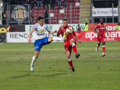 „Regele” Hagi câștigă în stil italian la Arad, iar UTA rămâne pe loc de retrogradare!