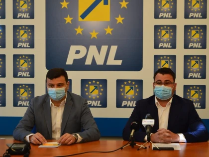 „Relansarea economiei se bazează pe sprijinul acordat inițiativei private, companiilor, IMM-urilor fără taxe suplimentare", Bîlcea, Varga