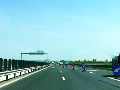 Reparații pe autostrada Timișoara-Arad-Pecica! Adaptați viteza în zonele cu lucrări!