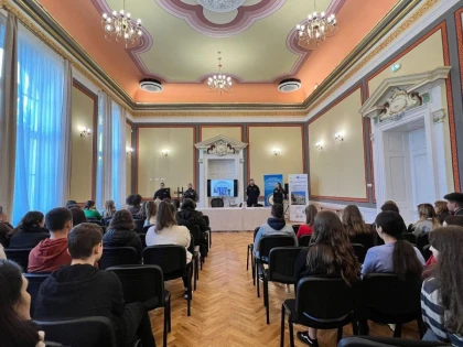 Reprezentanți ai Penitenciarului Arad au participat la Cafeneaua cu Joburi și la Bursa locurilor de muncă pentru femei