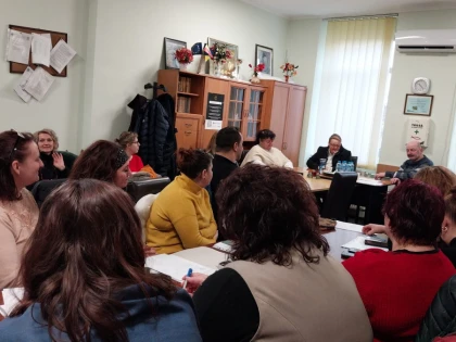 Reprezentanții DSP Arad s-au întâlnit cu asistenții medicali comunitari și mediatorii sanitari