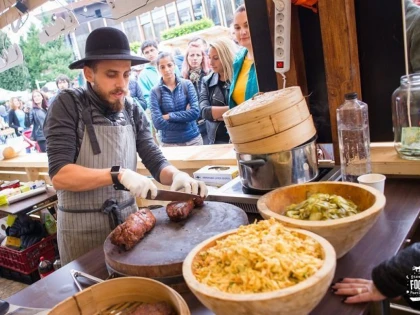 Revoluția Street FOOD Festival revine la Arad