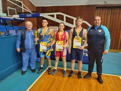 Rezultate remarcabile pentru CSS Gloria Arad la Cupa României U20 la lupte