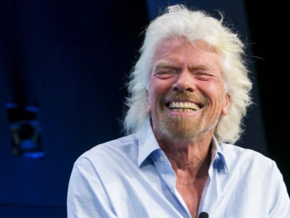 Richard Branson a primit o stea pe Hollywood Walk of Fame
