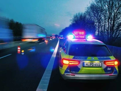 Român prins cu zeci de mii de euro ascunși în lenjerie intimă, după un control pe autostradă, în Germania 