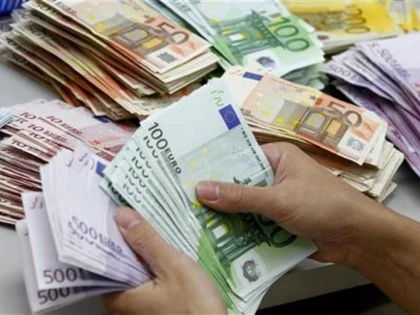 ROMANIA PRIMESTE APROAPE JUMATATE DE MILIARD DE EURO DE LA UNIUNEA EUROPEANA