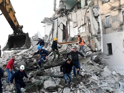 România trimite echipe de salvare în Albania, după cutremurul în urma căruia au murit mai multe persoane