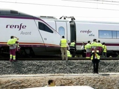 ROMANII AU BLOCAT TRAFICUL FEROVIAR IN SPANIA, DUPA CE AU FURAT CABLURILE DE COMANDA