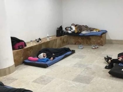 Românii reținuți pe aeroportul din Cancun, eliberați