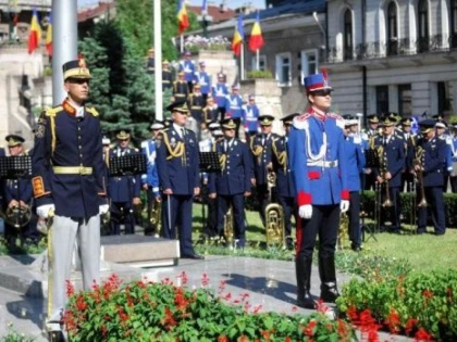 ROMANII SARBATORESC ASTAZI ZIUA IMNULUI NATIONAL