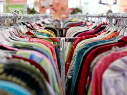 Românii vor fi obligați să recicleze și haine vechi