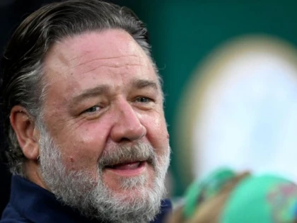 Russell Crowe joacă într-un film realizat după romanul de succes al unui fost jurnalist român
