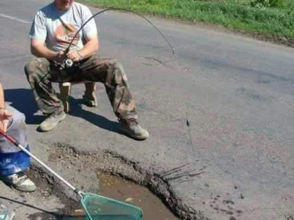 S-a deschis sezonul de pescuit pe drumul Arad - Șiria!
