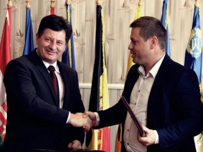 S-a semnat contractul pentru modernizarea drumului județean Pecica – Turnu