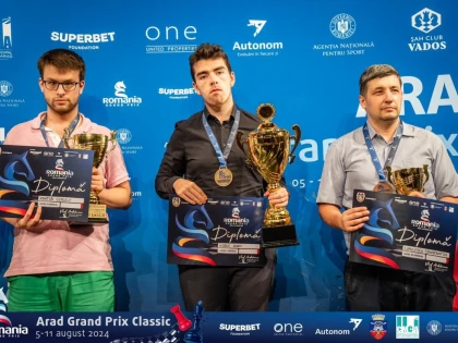 Șahistul maghiar Adam Kozak a câștigat Arad Grand Prix Classic 2024