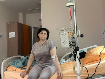 Șansa Angelei depinde de o intervenție urgentă. Comunitatea este chemată să se alăture