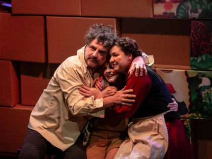 ,,Săptămâna comediei” se încheie, spectacolul continuă la Teatrul „Ioan Slavici“ Arad
