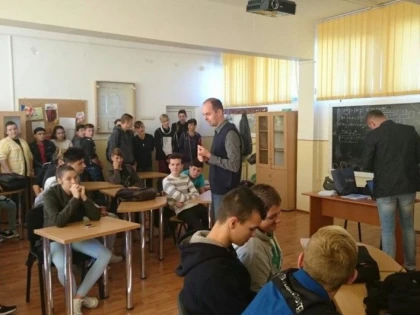 "SAPTAMANA PREVENIRII CRIMINALITATII" A CONTINUAT SI ASTAZI CU TEMA "PREVENIREA CRIMINALITATII ORGANIZATE"
