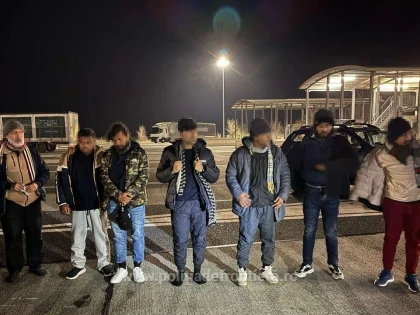 Șapte cetățeni din Bangladesh fără drept de a călători în Spațiul Schengen depistați de polițiștii de frontieră de la Nădlac