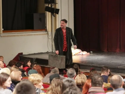 Șapte reprezentații într-o săptămână, la Teatrul Clasic „Ioan Slavici” Arad