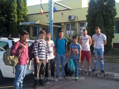 Şaptesprezece migranţi au încercat să treacă ilegal în Ungaria