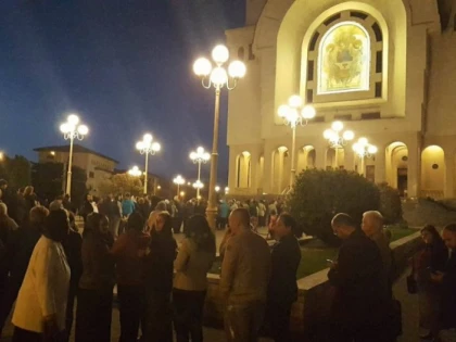 SĂRBĂTOARE ÎN ARHIEPISCOPIA ARADULUI. MÂNA DREAPTĂ A SFÂNTULUI NICOLAE A AJUNS LA ARAD