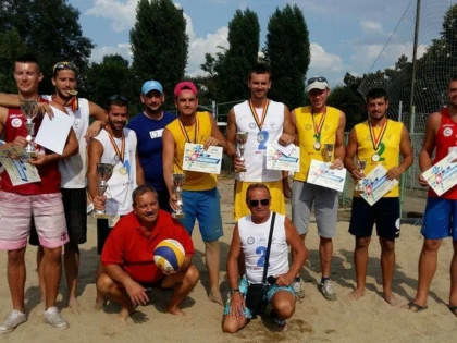 SÂRBII AU PUS MÂNA PE TROFEU LA FAN TOUR ARAD
