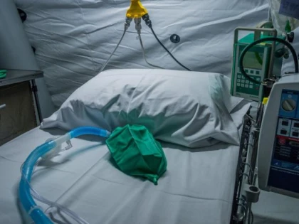 Șase persoane infectate cu coronavirus au decedat, printre care și una din Arad