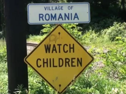 Satul singurătății cu numele România
