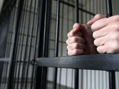 Scandal amoros la Penitenciarul din Arad: Un deţinut s-a iubit cu o asistentă medicală