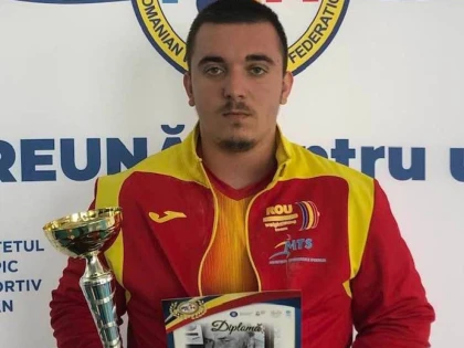 Şcoala de haltere a lui Gheorghe Biriş a predat lecţii şi la Cupa României de tineret (FOTO)