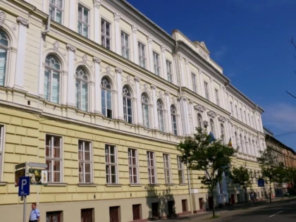 Școlile din județul Arad beneficiază de peste 200 de milioane lei din partea Guvernului României