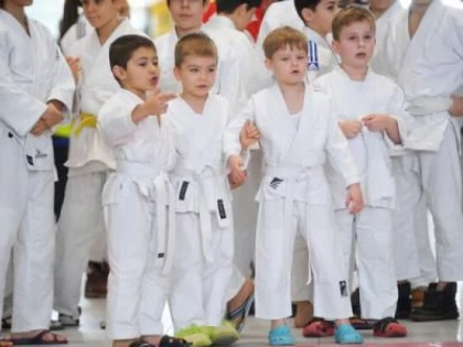 SE CAUTA PROFESORI PENTRU „JUDO IN SCOLI”. ARADUL ESTE INCLUS IN PROGRAM